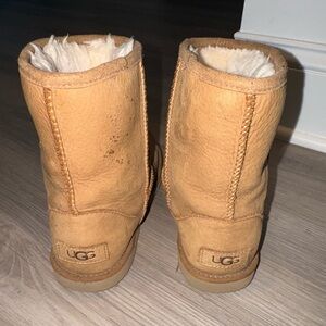 Girls UGGs